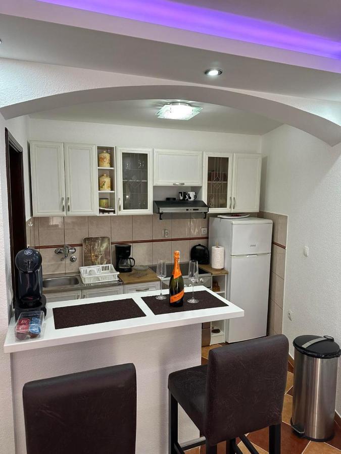 Sunshine Apartment With Private Pool And Parking Kotor Exterior photo